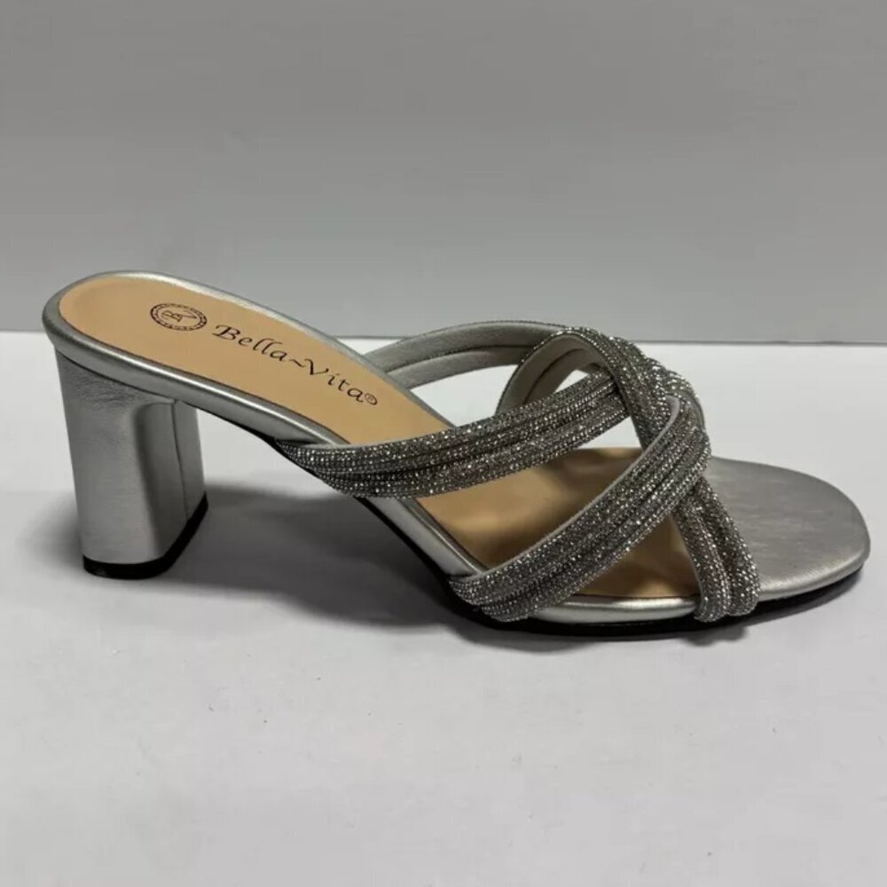 Bella Vita Women’s Carmen, Silver Heeled Sandals, Size 8.5 M